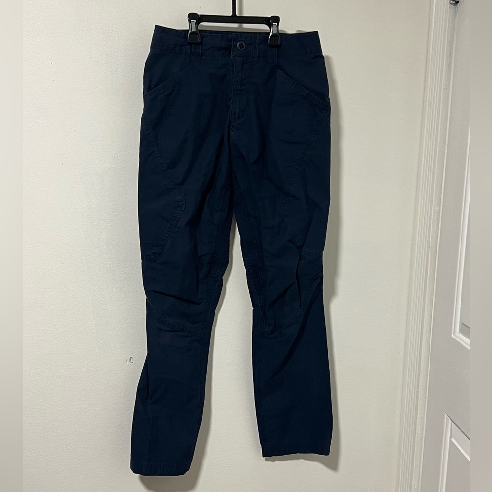Patagonia Women's Navy Track Pants Perfect for Outdoors!